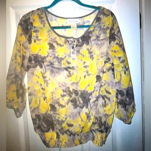 Soft & Airy Patterned Blouse